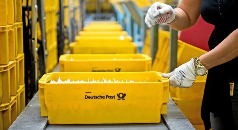 Отследить мелкие пакеты Deutsche Post можно на сайте parceltrack.ru